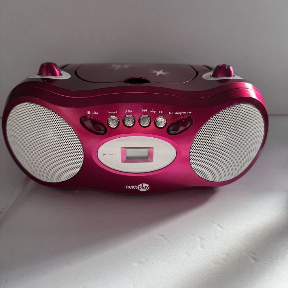 Nextplay Hot Pink Glitz & Glitter AM/FM Cd BOOMBOX NP400GB Works & Sounds Great - Picture 2 of 16